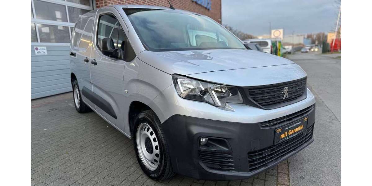 Peugeot Partner 23.435 km 8.850 &euro; Essen 45327