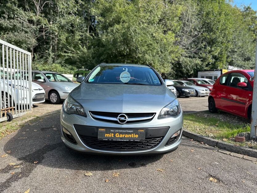 Opel Astra 171.844 km 3.999 € Essen 45145