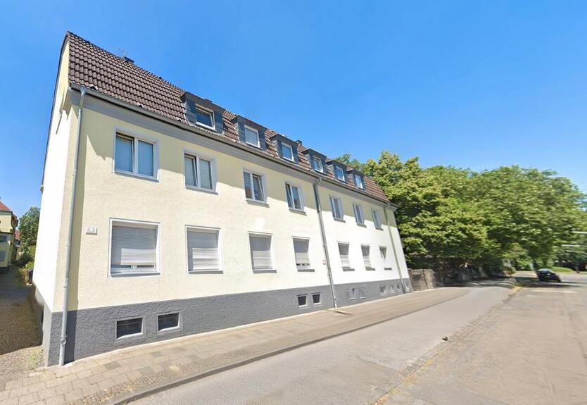 Gemütliche Dachgeschosswohnung mit Wohlfühlfaktor: 2,5 Raum Wohnung mit Loggia zimmer