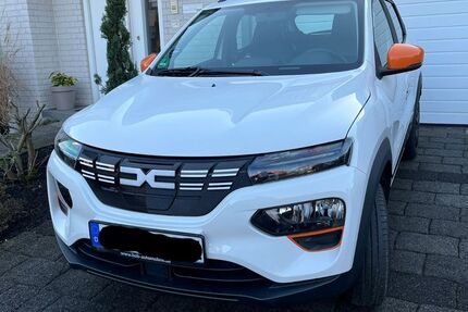 Dacia Spring 39.700 km 12.900 &euro; Oberhausen 46147