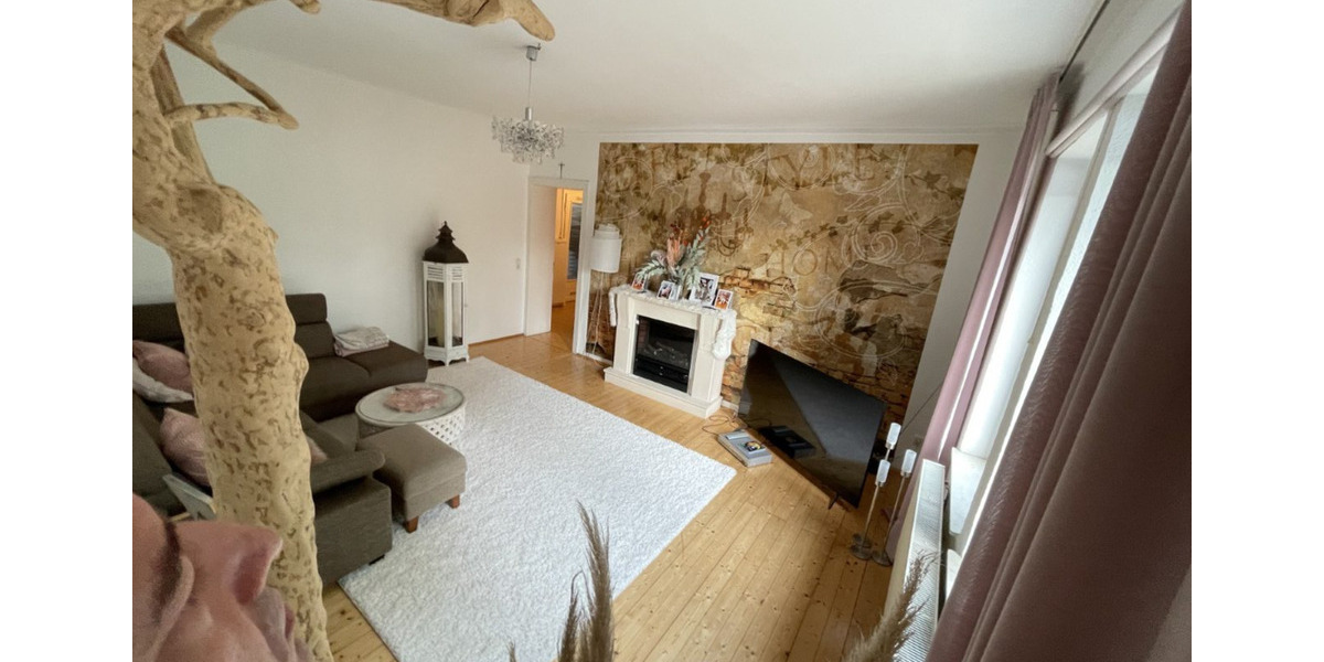 RESERVIERT **Die Gelegenheit, Mehrfamilienhaus, provisionsfrei** 23 zimmer