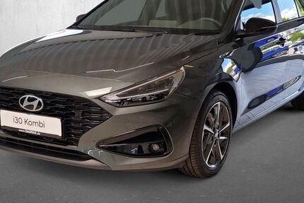 Hyundai i30 15.799 km 23.990 € Datteln 45711
