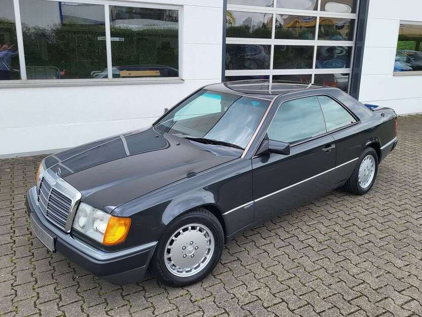 CE 300