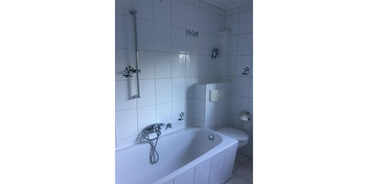 Etagenwohnung Hattingen Niederbonsfeld - 2 Zimmer, 72 m&sup2;, 530&euro; | Angebot:25102249