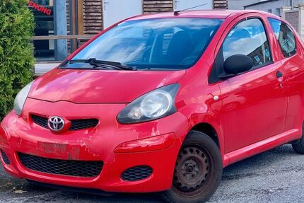 Toyota Aygo (X) 202.819 km 900 € Gelsenkirchen 45884