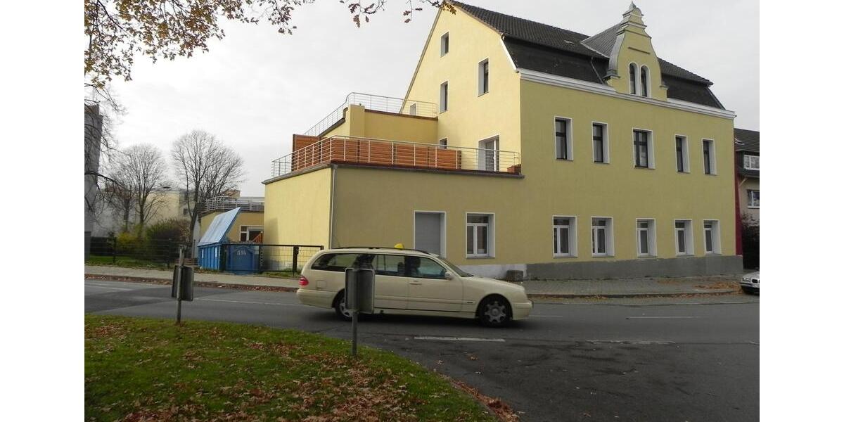 Dachgeschoßwohnung Gelsenkirchen Ückendorf - 3.5 Zimmer, 95 m&sup2;, 650&euro; | Angebot:26535417