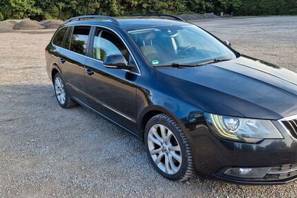 Skoda Superb 216.000 km 9.200 € Iserlohn 58638