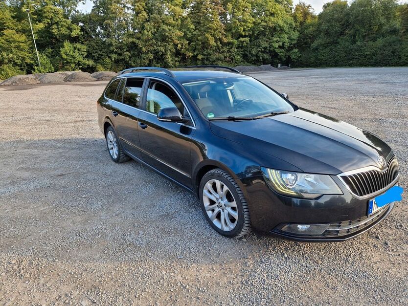 Skoda Superb 216.000 km 9.200 € Iserlohn 58638
