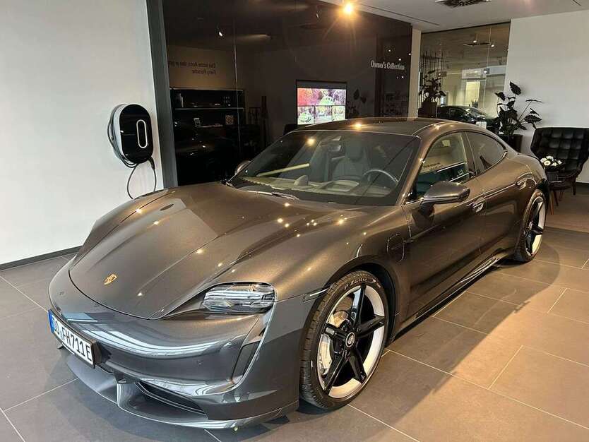 Porsche Taycan 43.000 km 74.490 € Dortmund 44359