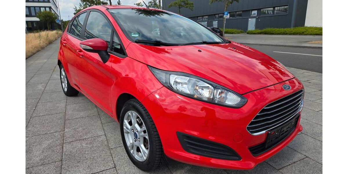 Ford Fiesta 113.574 km 4.690 &euro; Dortmund 44263