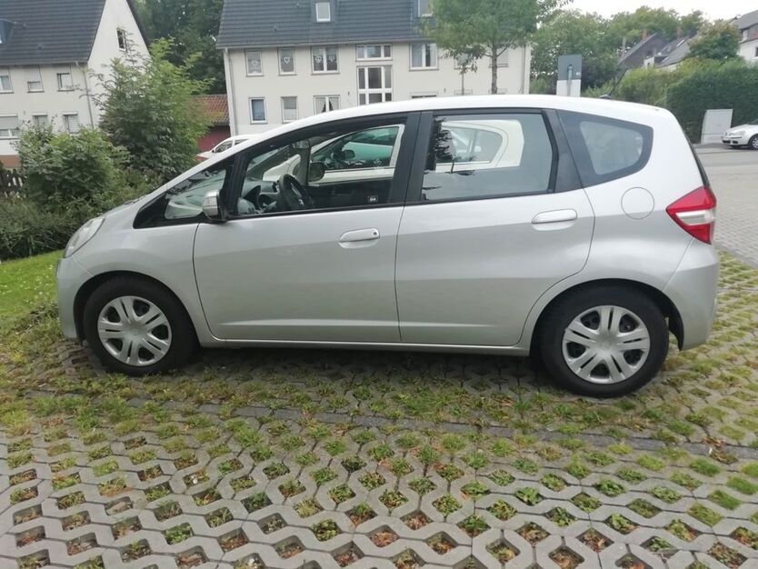 Honda Jazz 44.400 km 8.900 € Bochum 44805