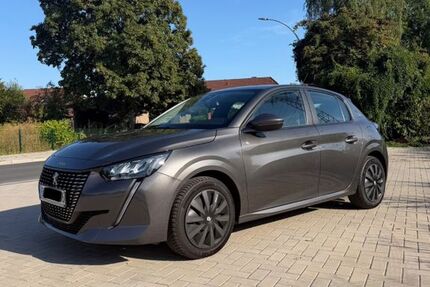 Peugeot 208 102.000 km 9.199 &euro; Bochum 44879