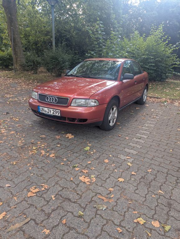 Audi A4 302.000 km 800 € Dortmund 44227
