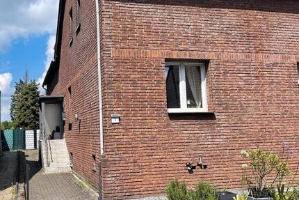 Haus Gelsenkirchen Gelsenkirchen-Nord - 2 Zimmer, 66 m&sup2;, 890&euro; | Angebot:26503779