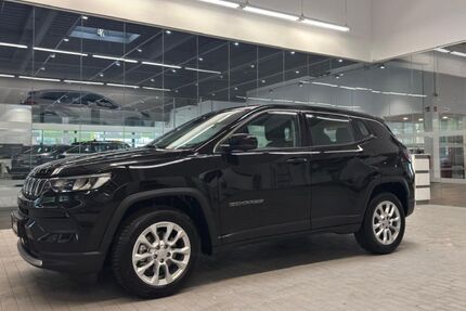 Jeep Compass 5.706 km 23.870 &euro; Oberhausen 46049