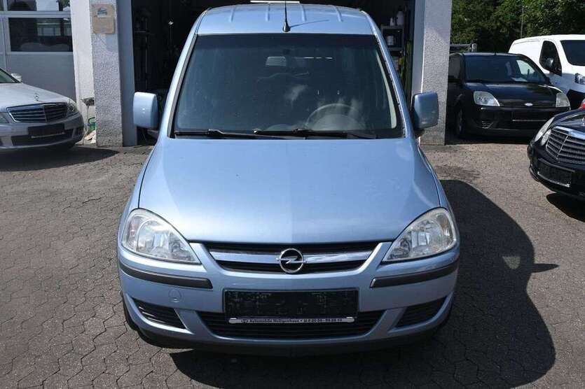 Opel Combo 127.546 km 2.998 € Heiligenhaus 42579