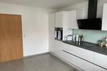 Großzügige Wohnung mit 3 SchlafZimmern, Balkon und Stellplatz