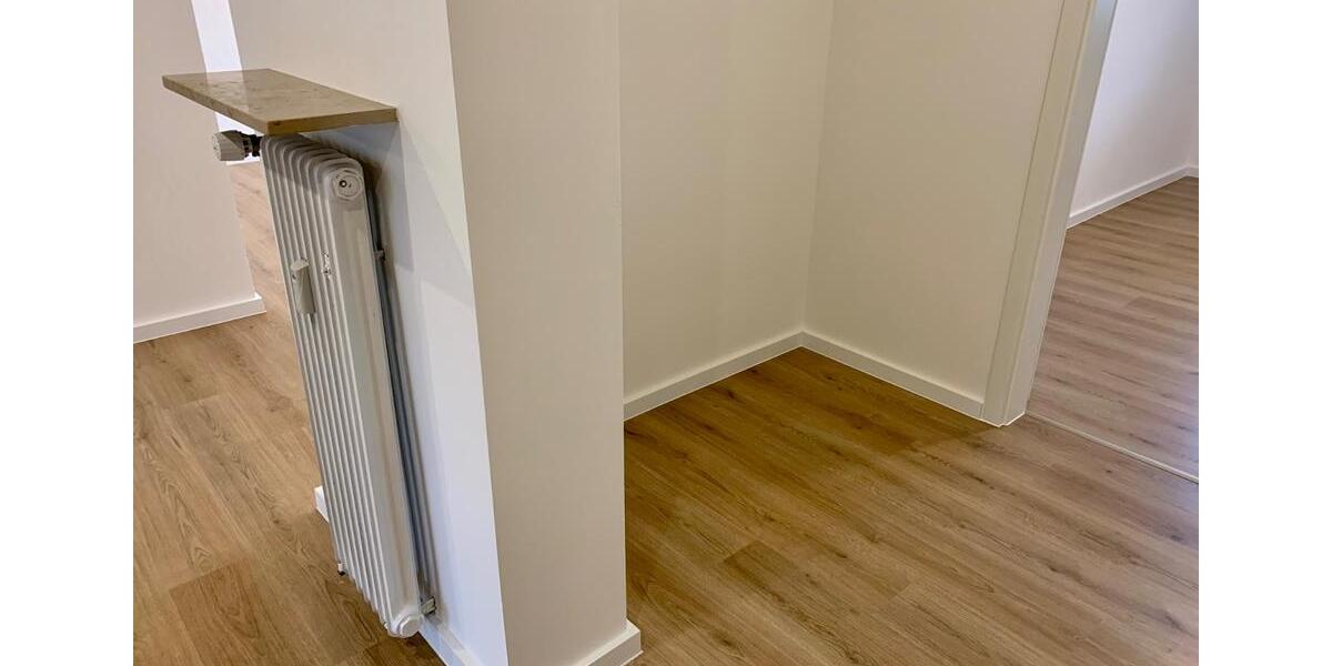 TRAUMHAFT SCHÖN! Sanierte 3-Zimmer Wohnung mit Balkon 3 zimmer