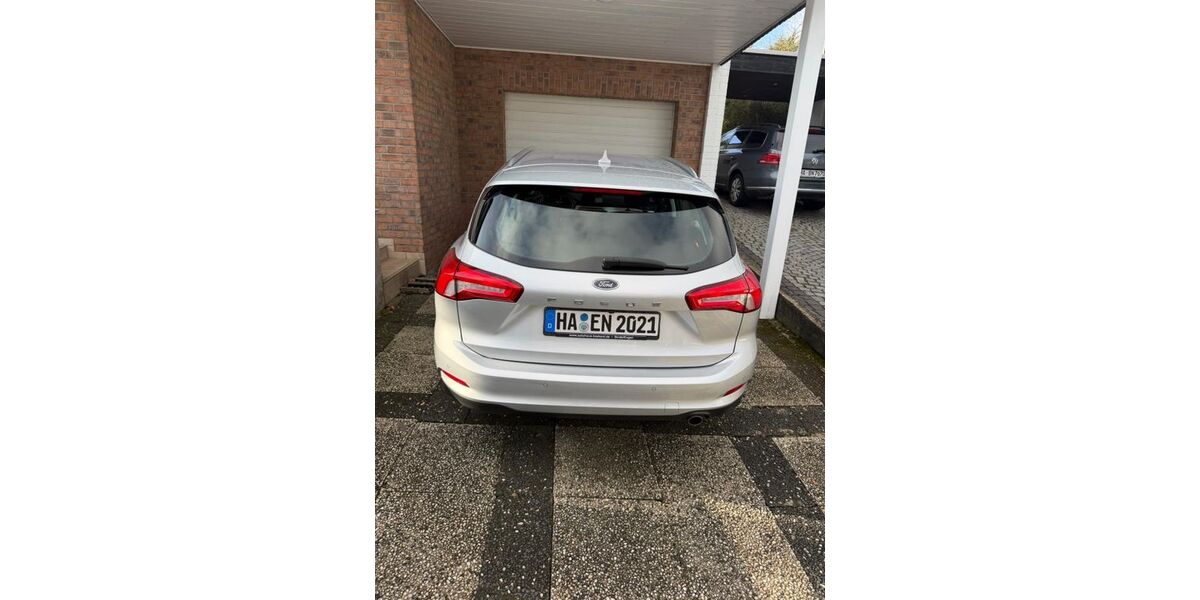 Ford Focus 171.000 km 9.500 &euro; Hagen 58089