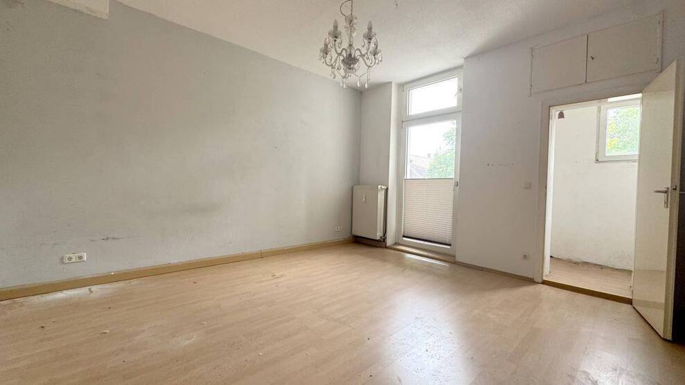 Großzügige 5-Zimmer-Wohnung mit 2 Bädern und Balkon - Ab sofort! 5 zimmer