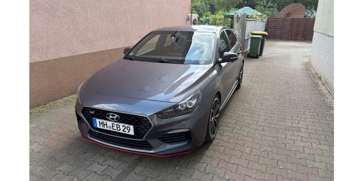 Hyundai i30 166.867 km 15.400 &euro; Mülheim an der Ruhr 45476