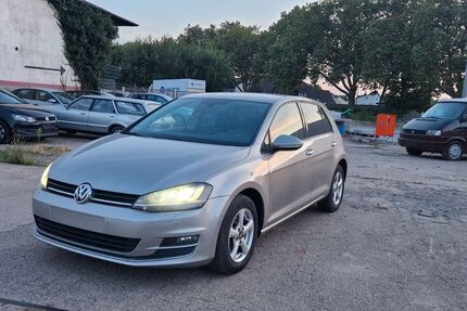 VW Golf 130.651 km 9.400 &euro; Lünen 44532