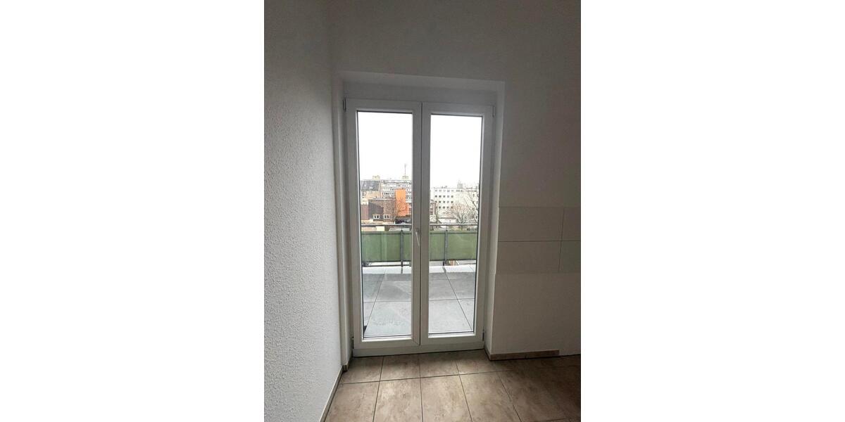 Dachgeschoßwohnung Oberhausen - 3 Zimmer, 80 m&sup2;, 229.000&euro; | Angebot:25098597