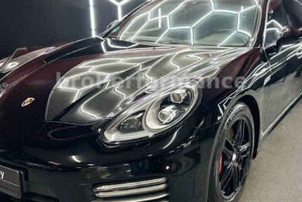 Porsche Panamera 73.060 km 44.290 &euro; Essen 45145