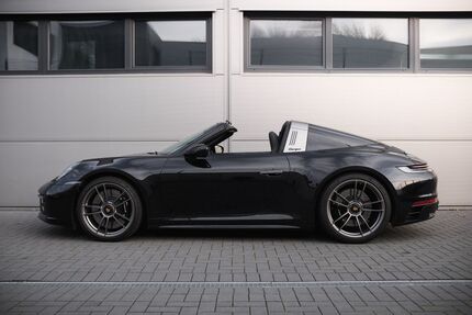Porsche 992 14.500 km 189.900 &euro; Holzwickede 59439