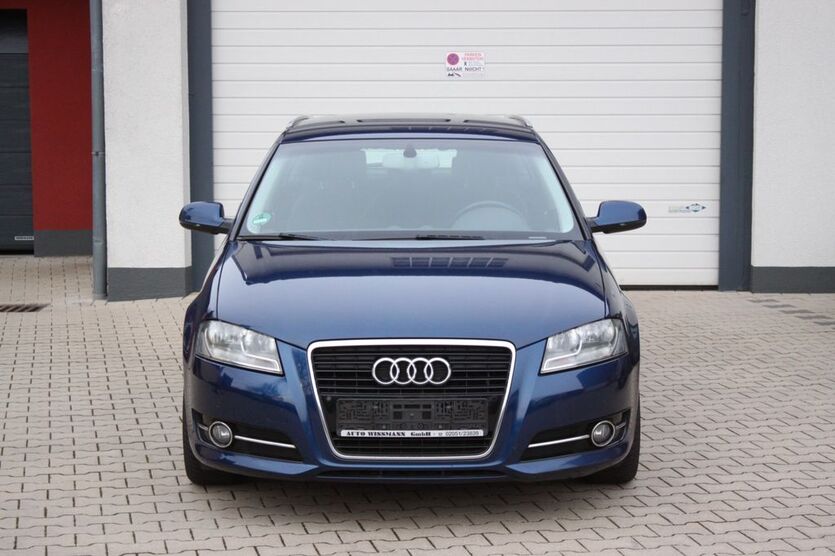 Audi A3 185.000 km 7.450 € Velbert 42549