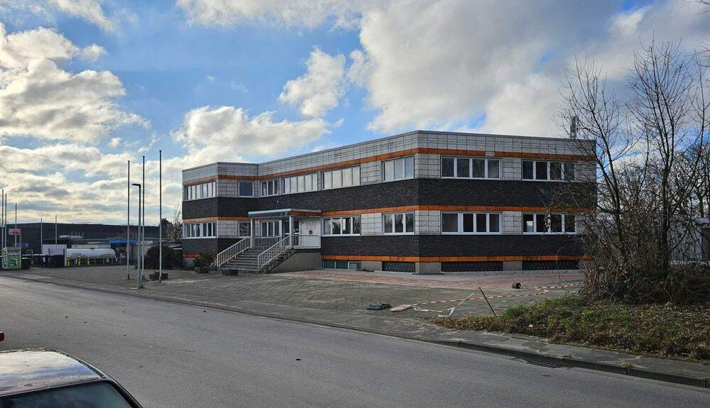 Gewerbeobjekt Recklinghausen Hillerheide - 1 Zimmer, 380 m&sup2;, 3.230&euro; | Angebot:24296679