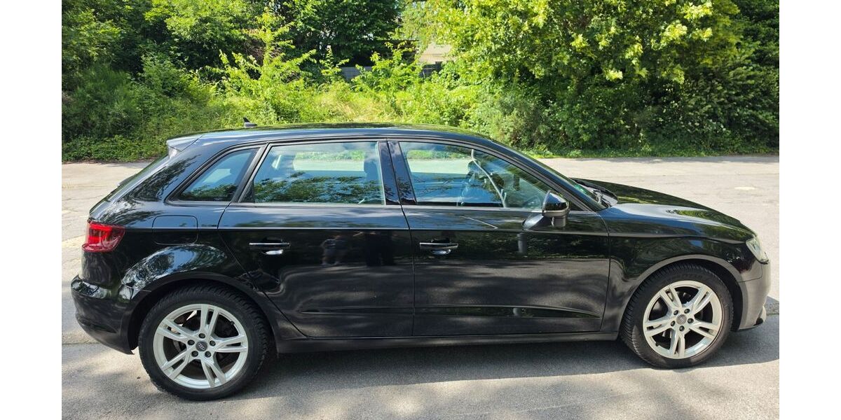 Audi A3 129.000 km 12.990 &euro; Schwerte 58239