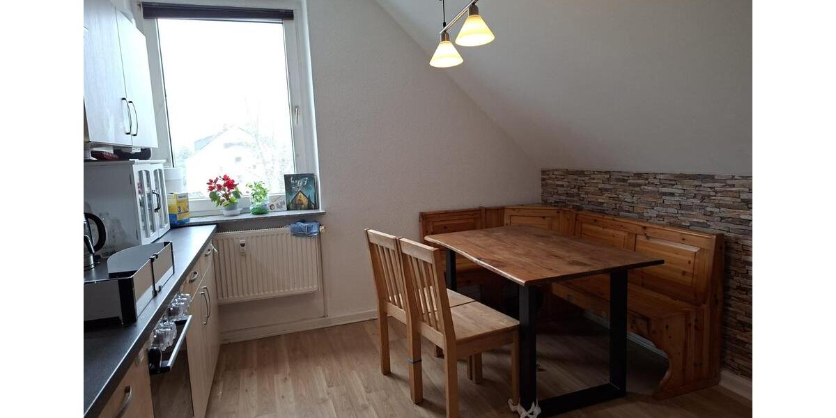 DG Wohnung mit Balkon 3 zimmer