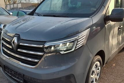 Renault Trafic 194.169 km 27.999 &euro; Gelsenkirchen 45888