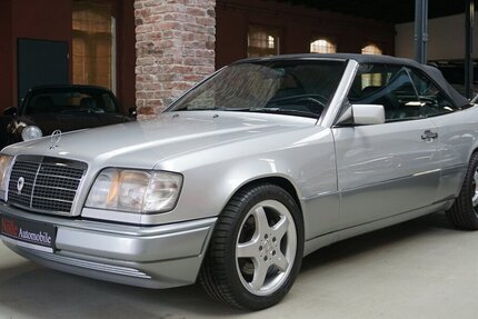 Mercedes-Benz E 220 Autom. Leder Klima Sitzhzg. Scheckheft 119.022 km 26.900 € Wuppertal 42327