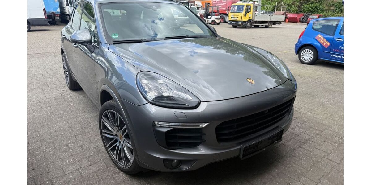 Porsche Cayenne 223.600 km 26.780 &euro; Wuppertal 42327