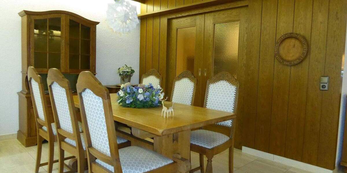 Etagenwohnung Dortmund Mitte - 3 Zimmer, 125 m&sup2;, 1.500&euro; | Angebot:25698605