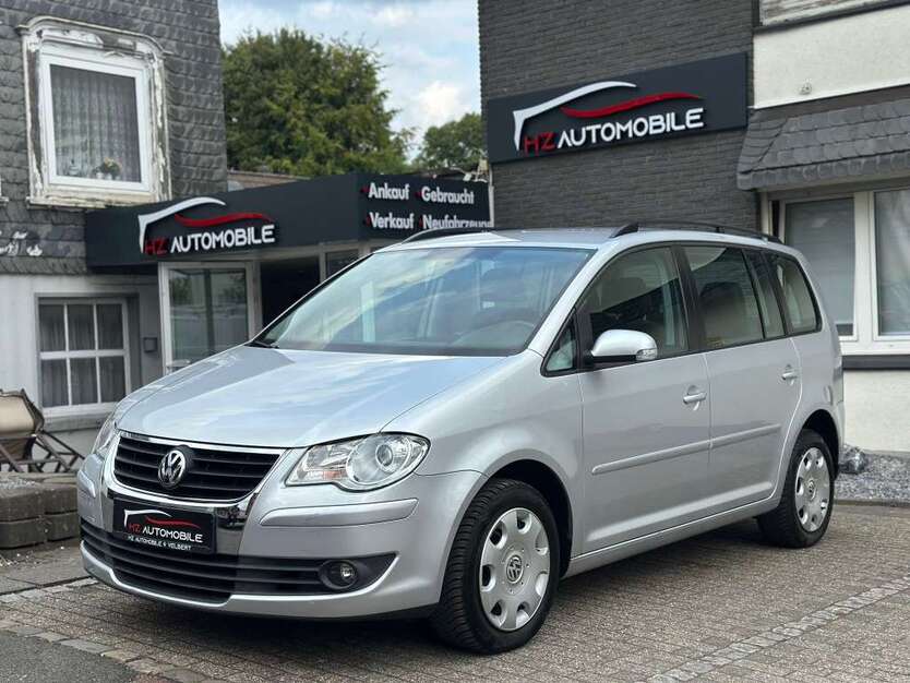 VW Touran 180.400 km 5.990 € Velbert 42551