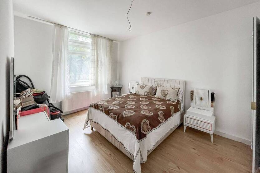 4 Familienhaus - modernisiert - voll vermietet