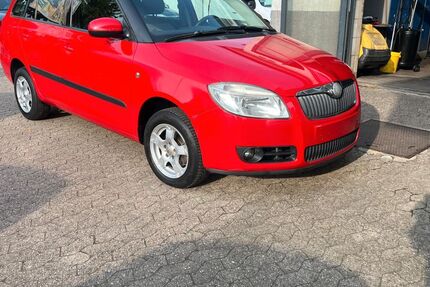 Skoda Fabia 264.000 km 2.480 &euro; Essen 45141