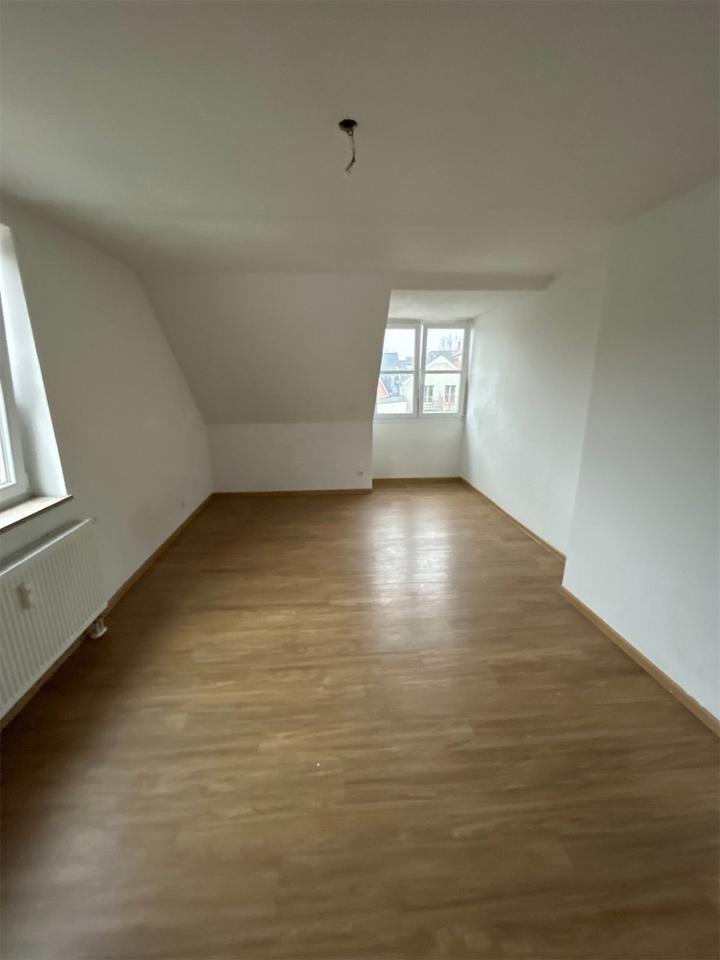 Charmante 1,5 Zimmer-Whg mit EBK in zentraler Lage von Ratingen