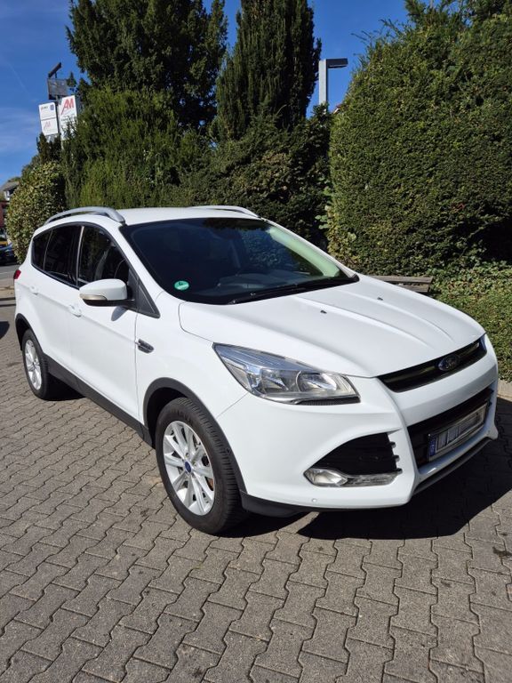 Ford Kuga 155.000 km 11.000 € Remscheid 42853