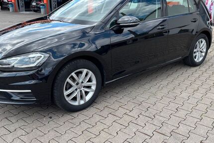 VW Golf 134.000 km 14.850 € Gelsenkirchen 45894