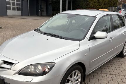 Mazda 3 212.000 km 1.590 € Witten 58454