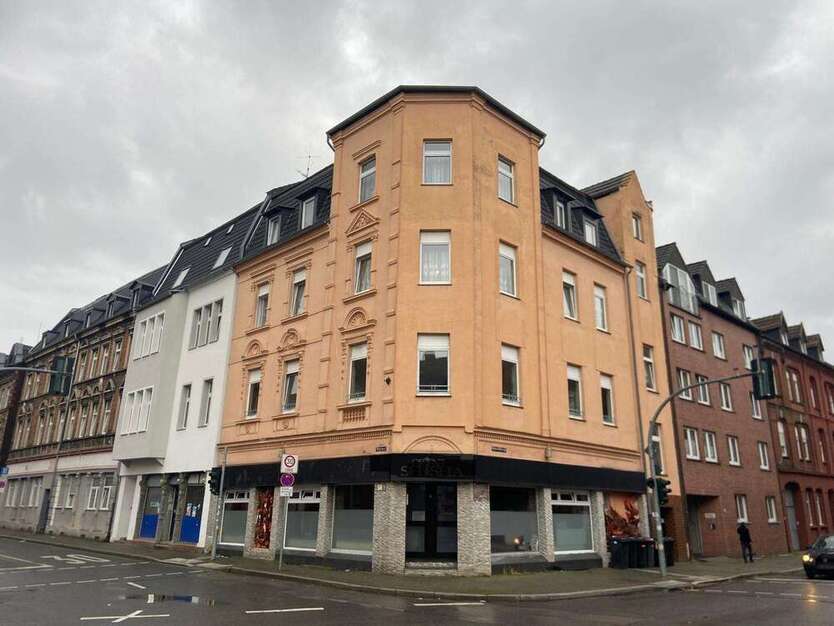 Haus zum Kaufen in Gelsenkirchen 300.000 € 540 m²