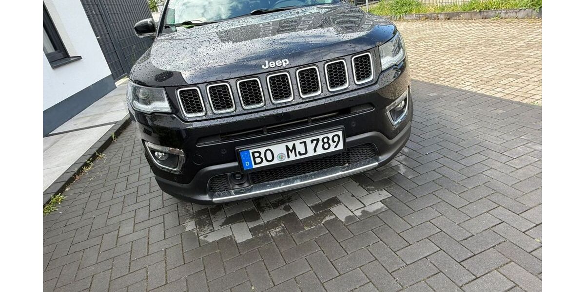 Jeep Compass 47.200 km 15.990 &euro; Bochum 44892