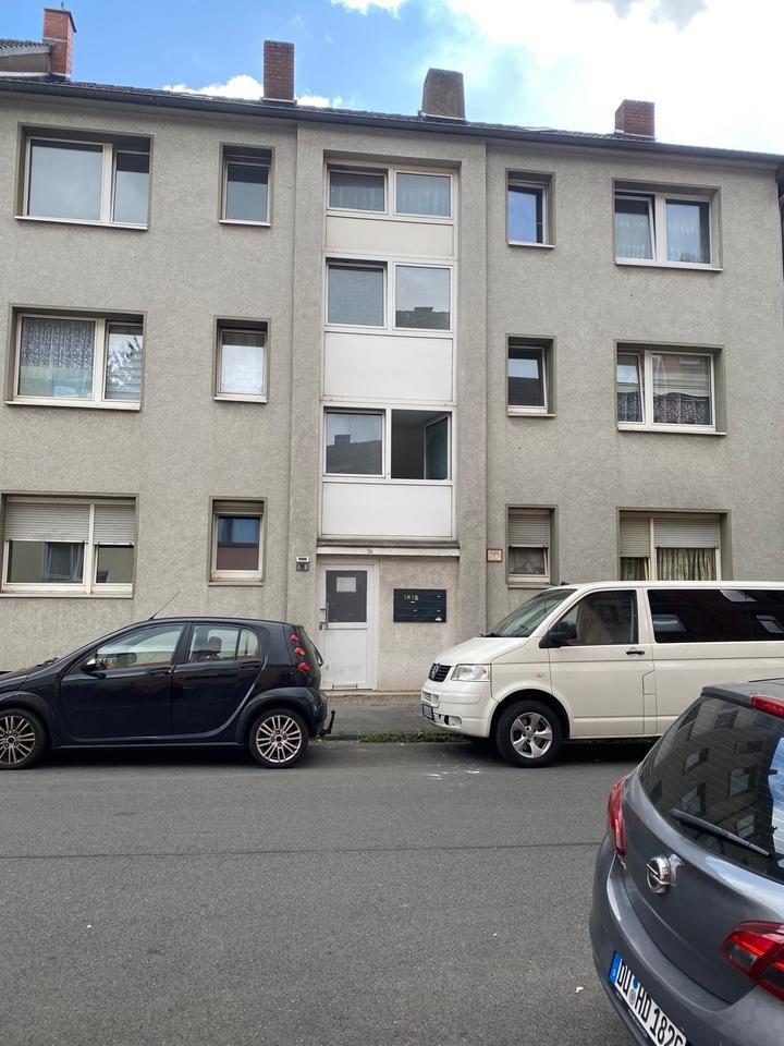 Mehrfamilienhaus mit 6 Wohnungen