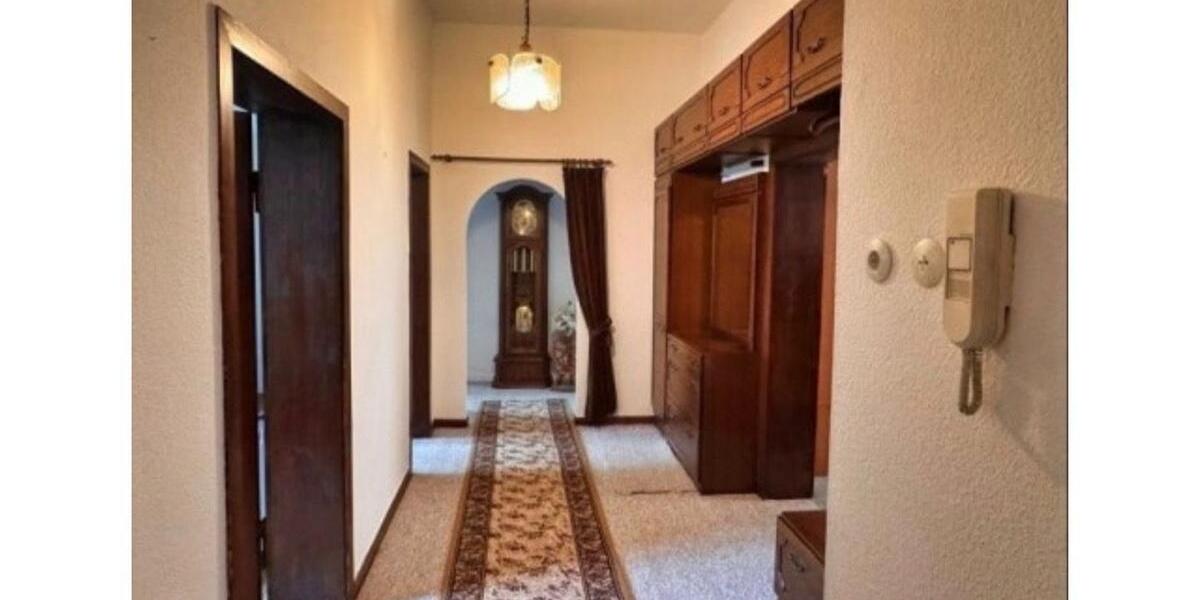 Erdgeschoßwohnung Hagen Hagen-Mitte - 4 Zimmer, 102 m&sup2;, 950&euro; | Angebot:25660339