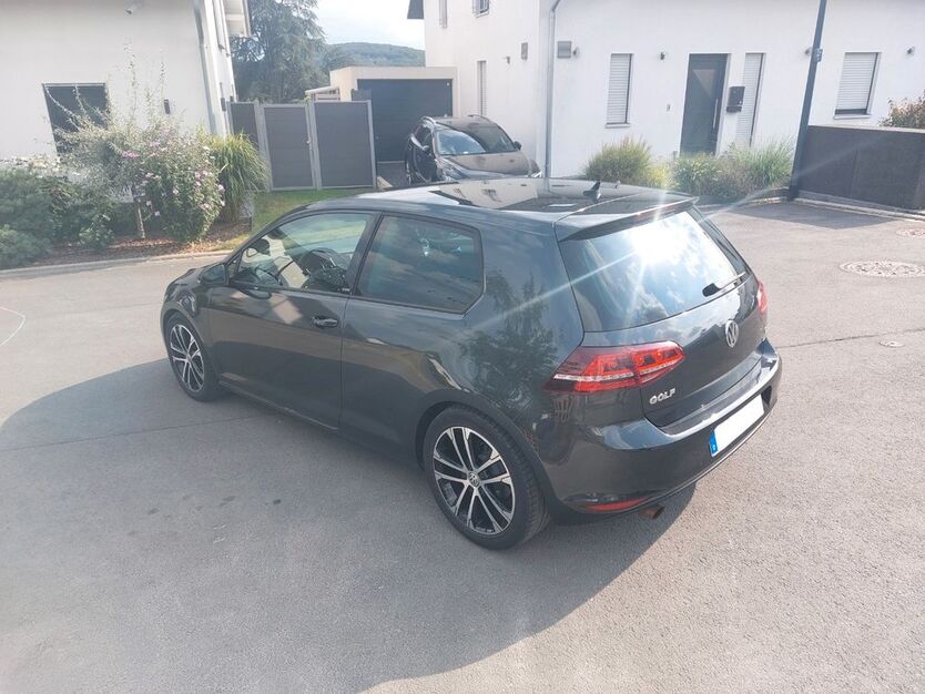 VW Golf 83.000 km 11.500 € Wetter 58300