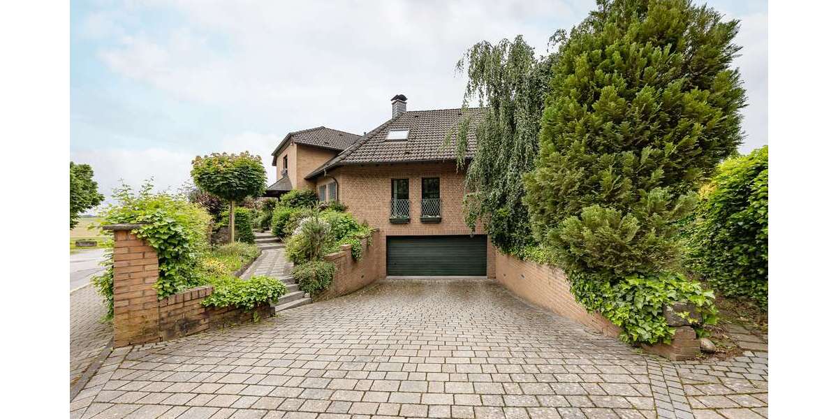 Einfamilienhaus Ennepetal - 8 Zimmer, 280 m&sup2;, 679.000&euro; | Angebot:26905875